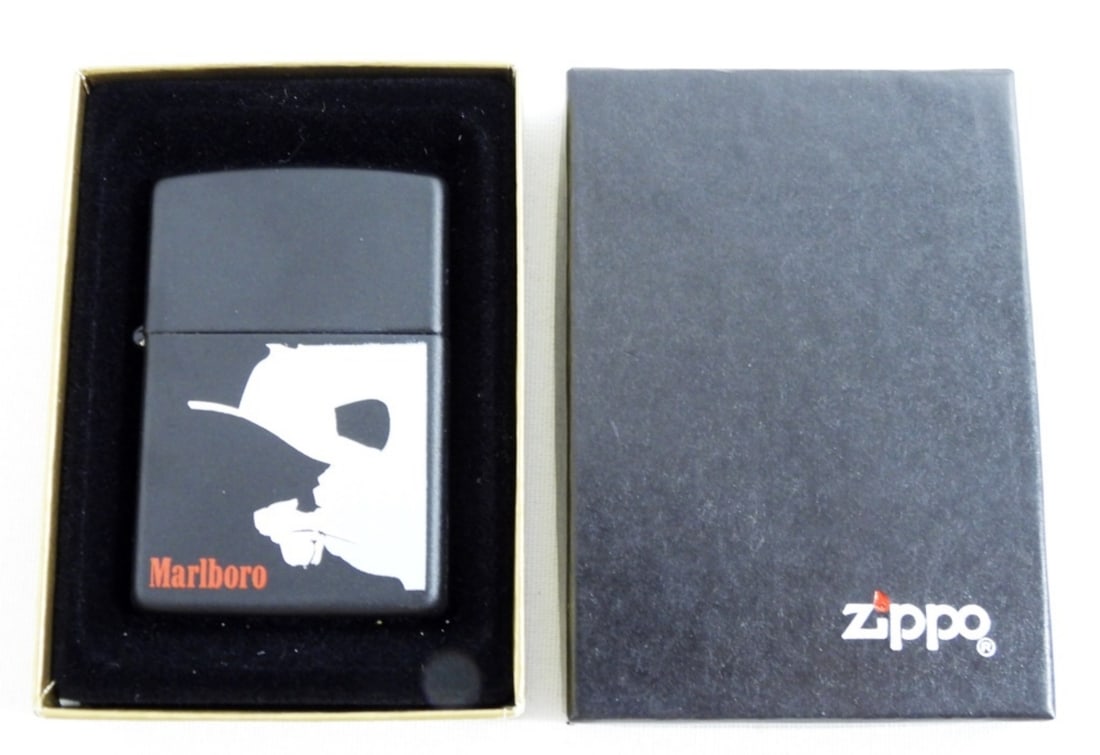 MARLBORO 1995 COWBOY ZIPPO (1 of 4)