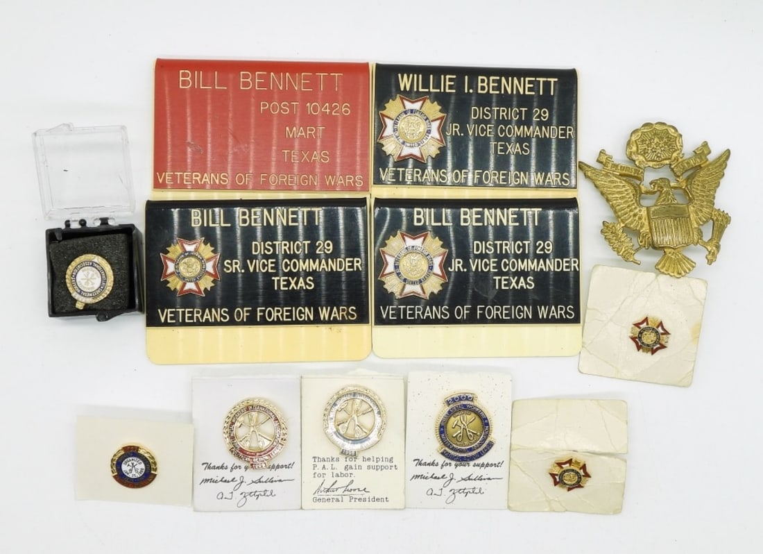 TEXAS POLITICAL BUTTON & SUCH (1 of 3)