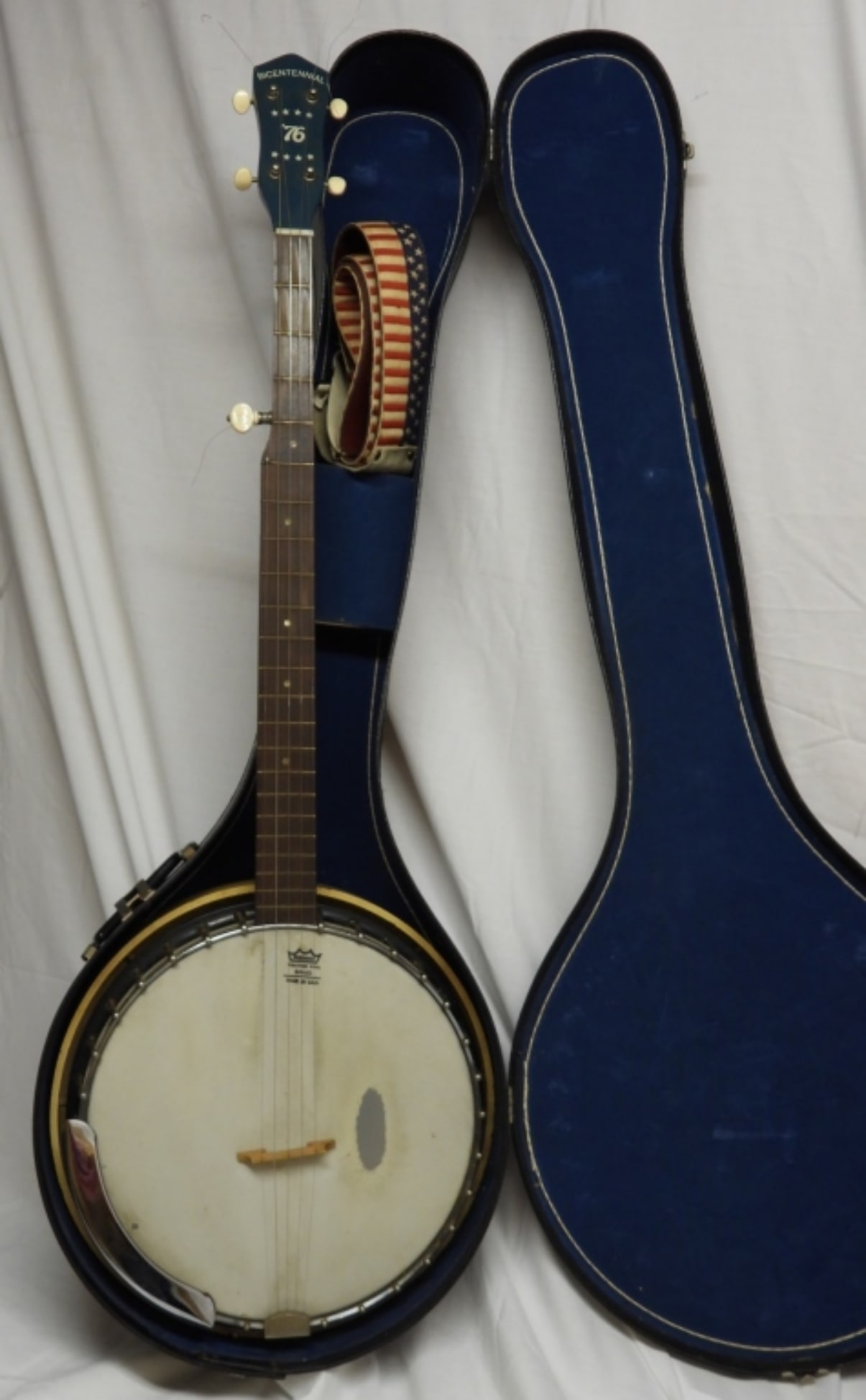 HARMONY BANJO BICENTENNIAL (1 of 4)