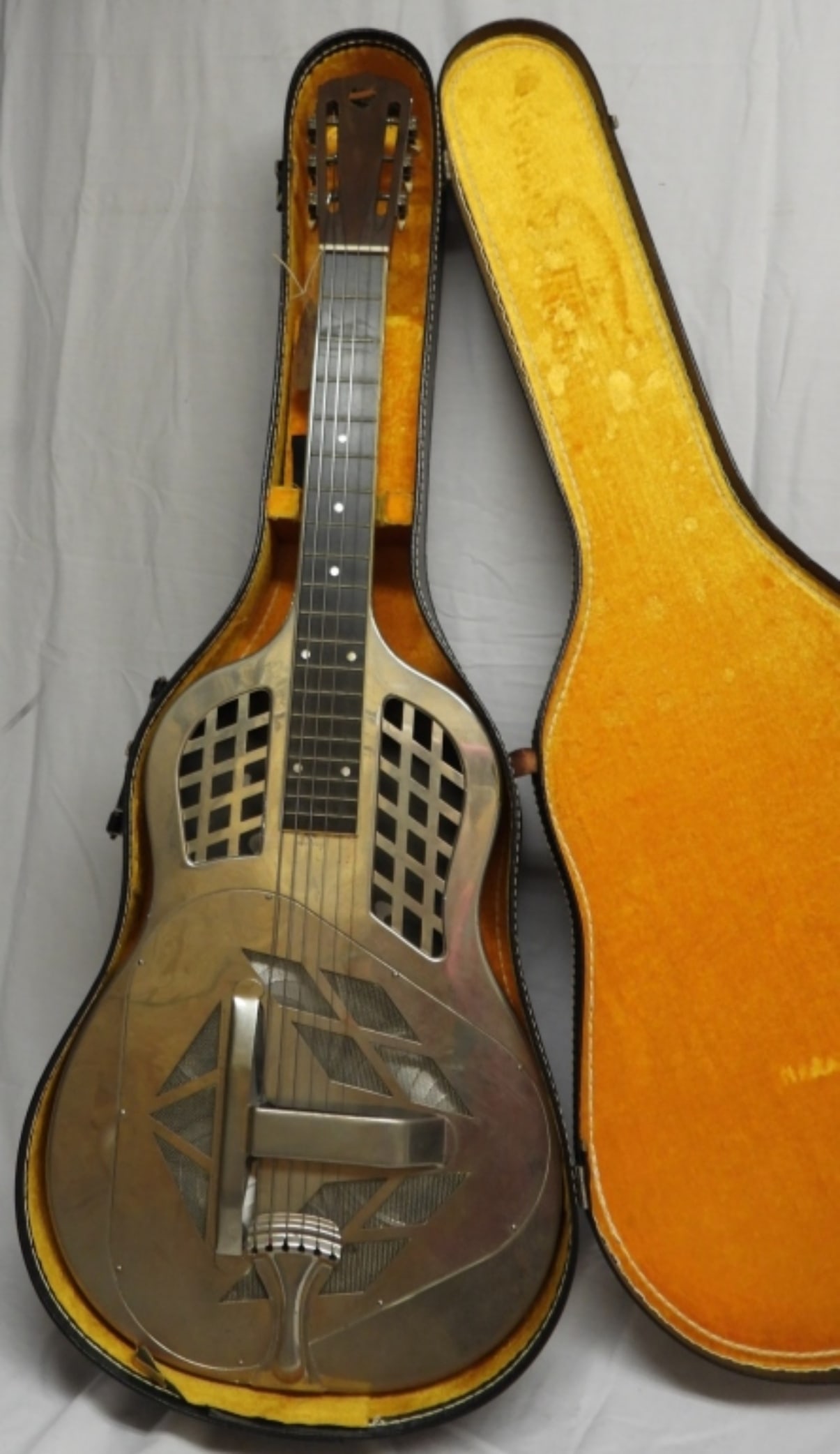 NATIONAL TRI CONE-SQUARE NECK: RESONATOR. YEAR 1929 SERIAL #1299