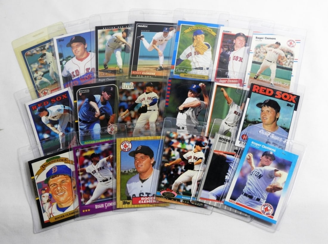 (19) ROGER CLEMENS CARDS w/ROOKIE (1 of 3)