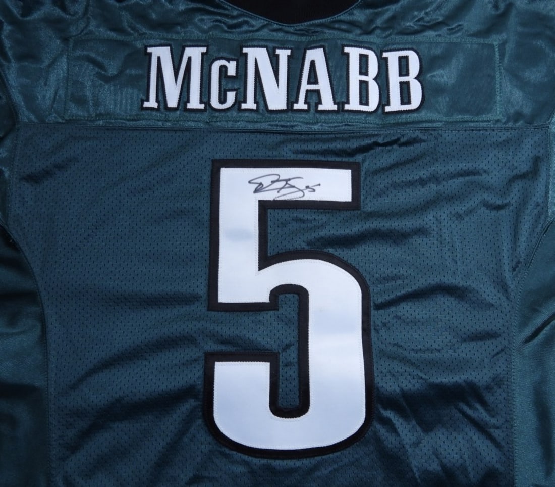 DONOVAN McNABB SIGNED EAGLES JERSEY (1 of 4)