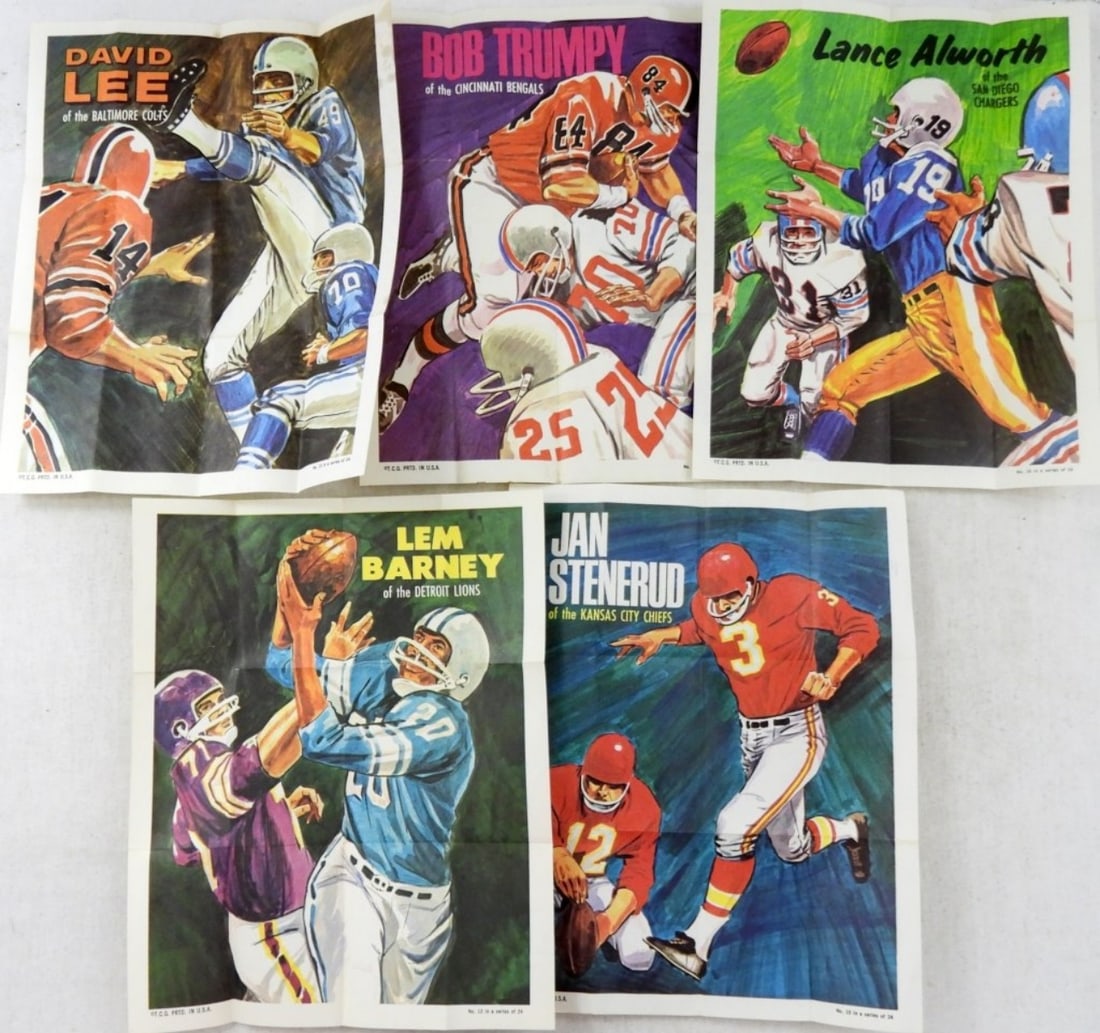(15)1970 TOPPS FOOTBALL POSTERS (1 of 3)