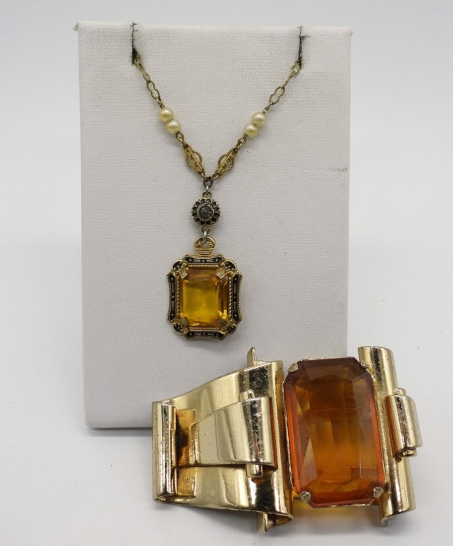 DELICATE VTG NECKLACE & CLIP: BEAUTIFUL VINTAGE, DELICATE NECKLACE & CLIP. BOTH WITH TOPAZ COLORED GEMSTONES. NECKLACE IS 20". CLIP IS 2".