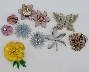(7) VINTAGE BROOCHES & EARRINGS