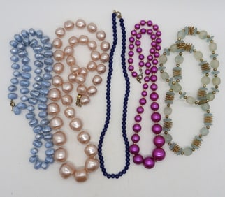 (5) CHUNKY BEADED NECKLACES