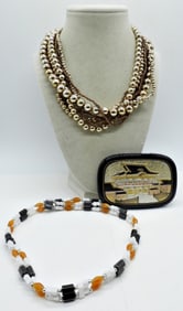 VTG COMPACT & NECKLACES