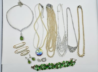 (14) RHINESTONE NECKLACES & MORE