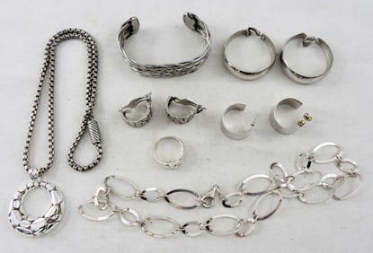 SILVER TONE JEWELRY LOT (7 PIECES)