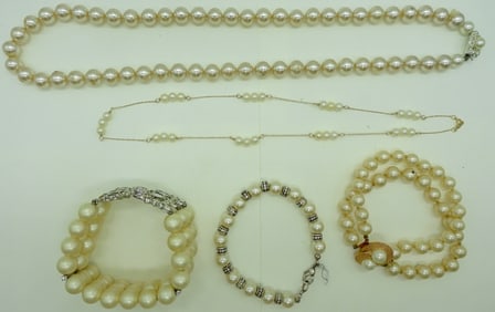 VTG COSTUME PEARLS