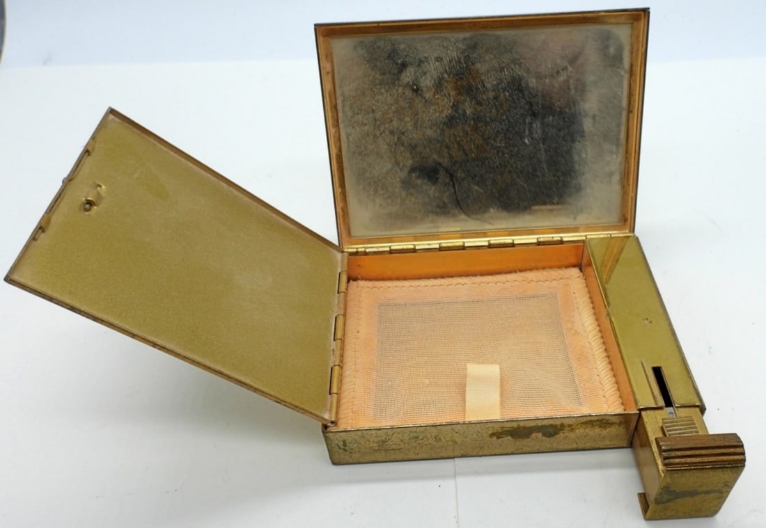 VTG MOTHER OF PEARL MAKEUP COMPACT (1 of 7)