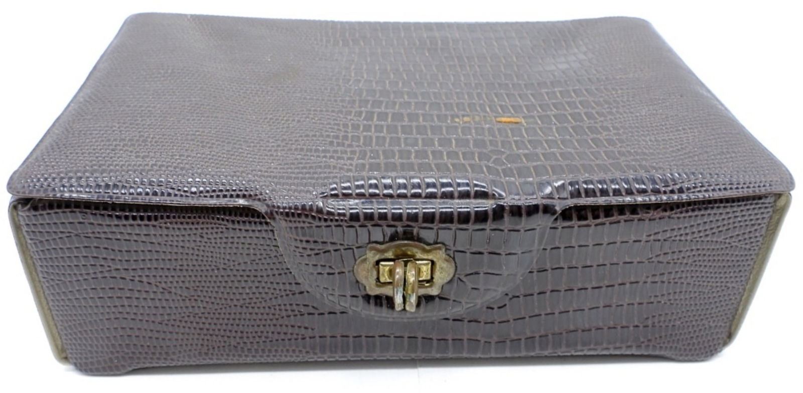 VINTAGE BOX WITH MEN'S ACCESSORIES (1 of 3)