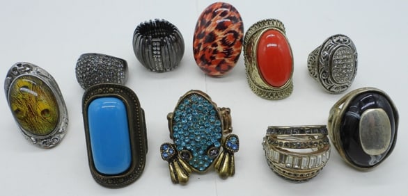 (10) WEIRD FASHION RINGS