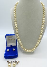 VTG PEARL STRAND & EARRINGS
