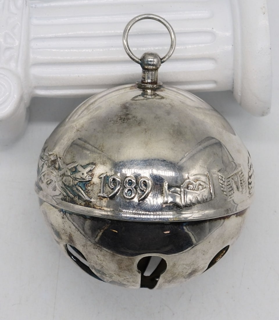 WALLACE 1989 JINGLE SLEIGH BELL ORNAMENT (1 of 3)