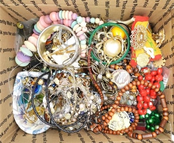 TREASURE BOX -  MEDIUM FLAT RATE