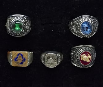 (5) CLASS RING STYLE RINGS