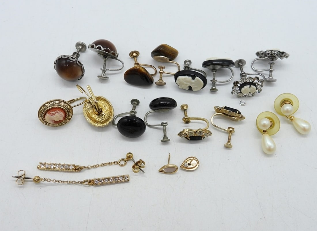 (10) VTG EARRINGS. CAMEO , GEMSTONES + (1 of 2)