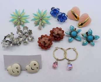 (8) VINTAGE PAIR OF EARRINGS