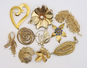 (10) GOLD TONE VTG BROOCHES