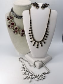 (5) INCREDIBLE VTG RHINESTONES