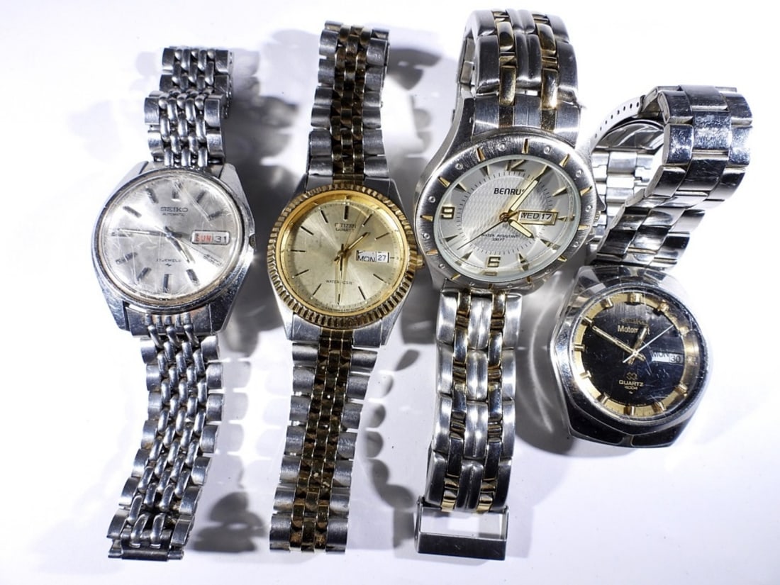 (4) MENS DAY/DATE WATCH LOT - SEIKO (1 of 2)