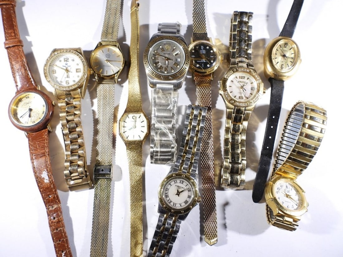 (10) LADIES WRISTWATCHES - BILL BLASS,: SEIKO, VERSAGE & MORE - UNTESTED