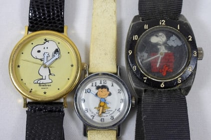 VINTAGE SNOOPY & LUCY PEANUTS WATCHES