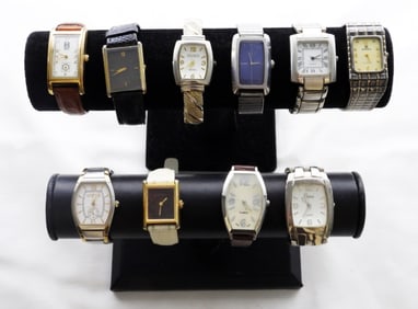 (10) BULKY WOMEN'S FASHION WATCHES