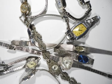 (10) LADIES FASHION WATCHES