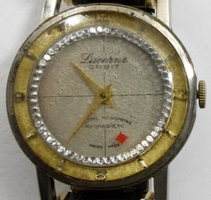 LUCERNE ORBIT WRIST WATCH / MOVING