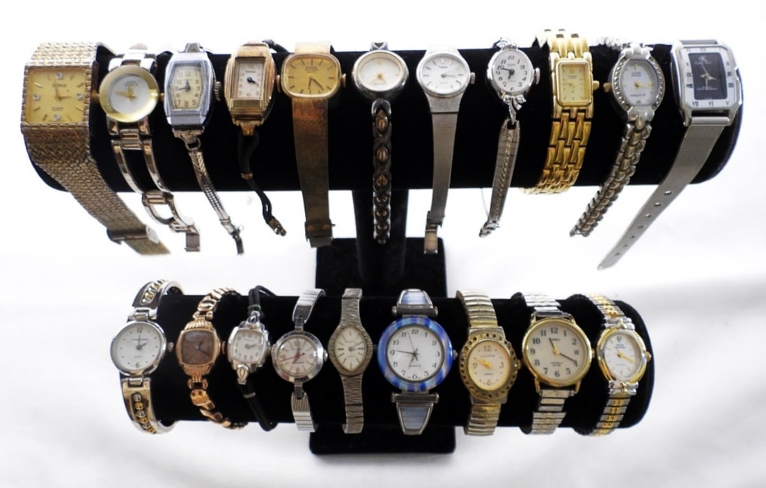 LADIES ASSORTED FASHION WATCHES (20) (1 of 3)