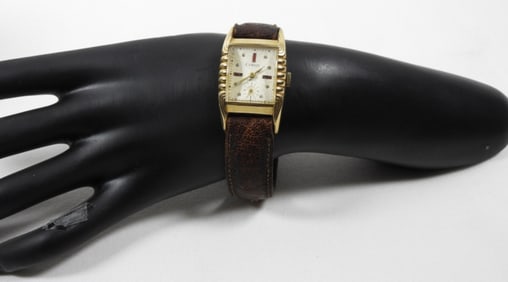 VINTAGE EVANS WRISTWATCH
