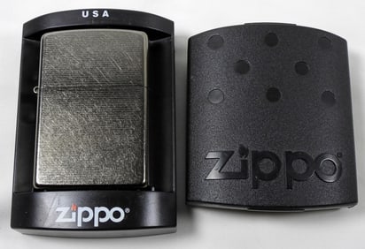 2006 SILVER CHROME SEALED ZIPPO