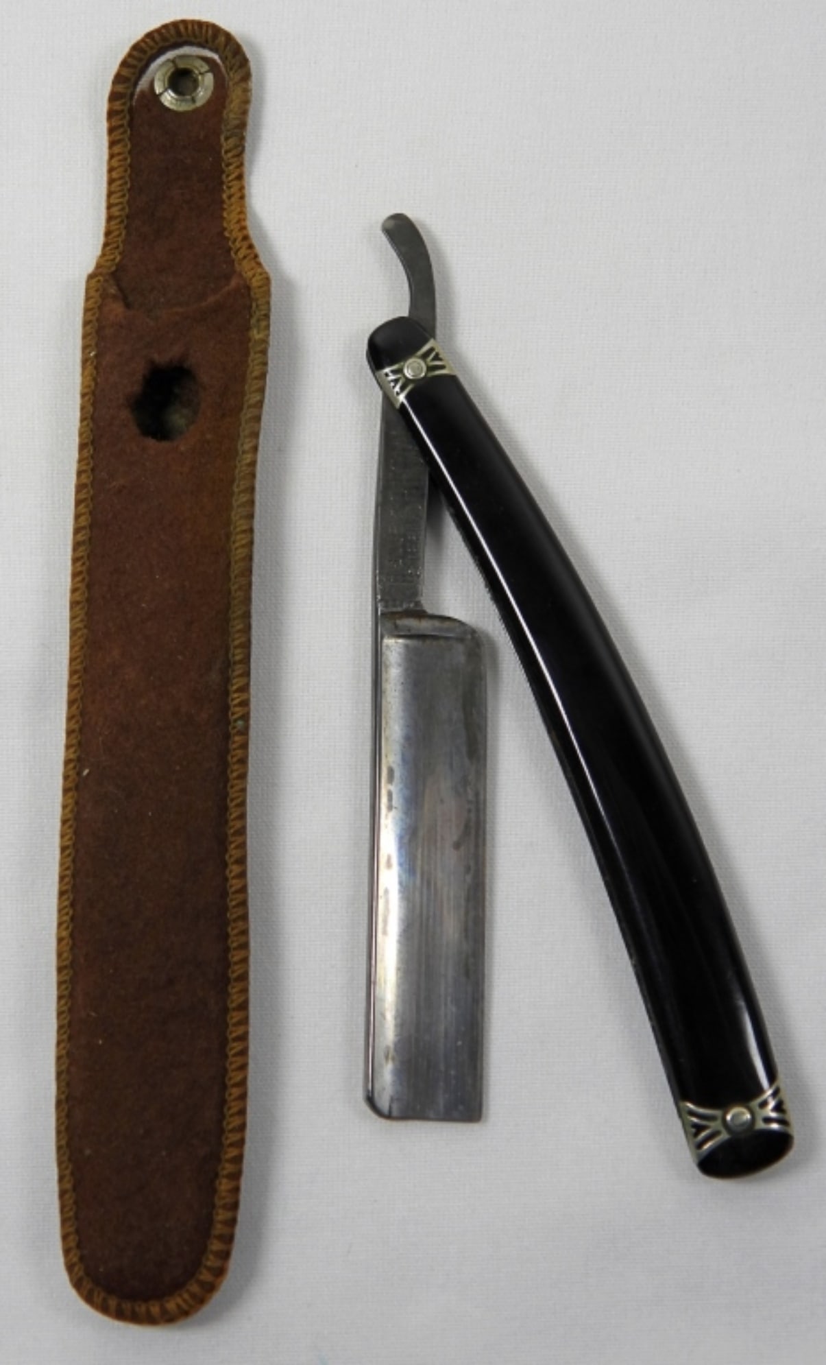 VINTAGE BLUE STEEL SPECIAL STRAIGHT RAZOR (1 of 3)