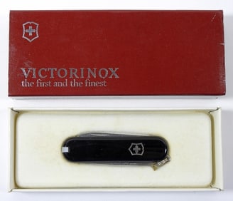 VICTORINOX BLACK CLASSIC SWISS ARMY KNIFE