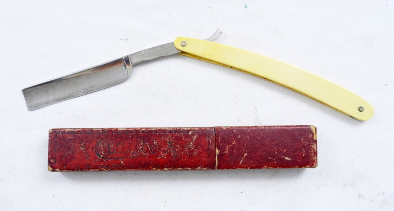 VTG CLAUSS STRAIGHT EDGE RAZOR IN BOX (1 of 4)