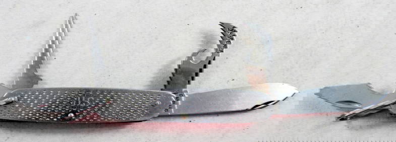 CAMILLUS 1976 U.S. MULTI-TOOL KNIFE (1 of 3)