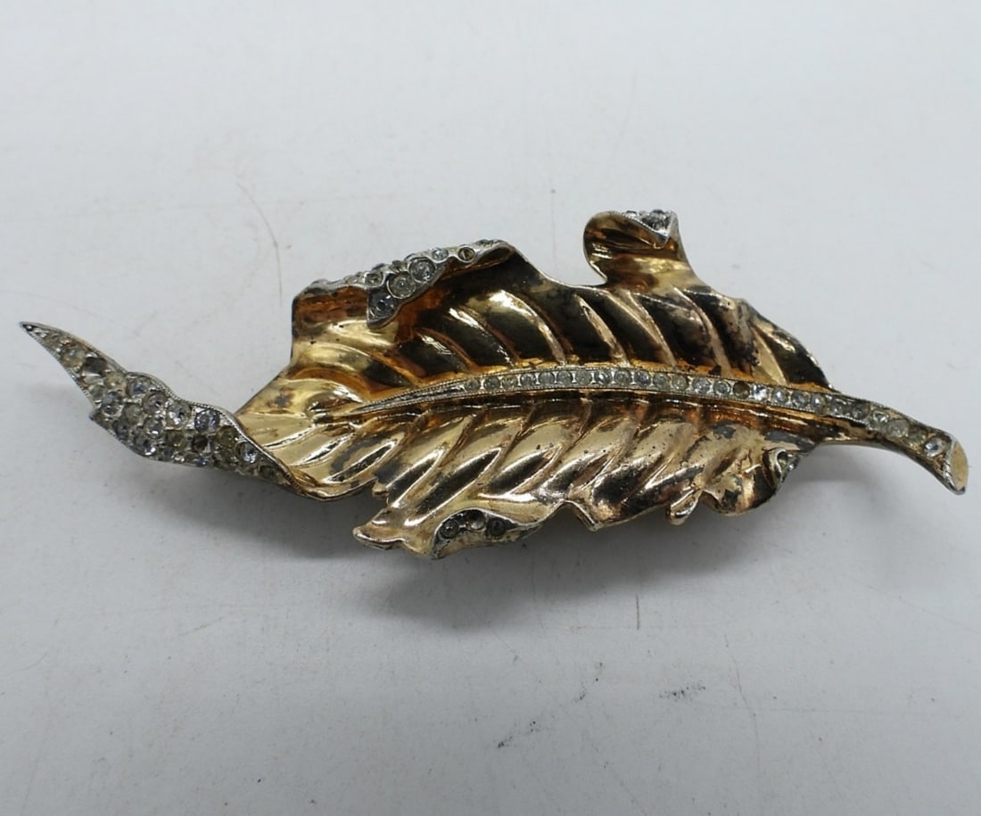 TRIFARI STERLING CLIP - LEAF SHAPED (1 of 4)