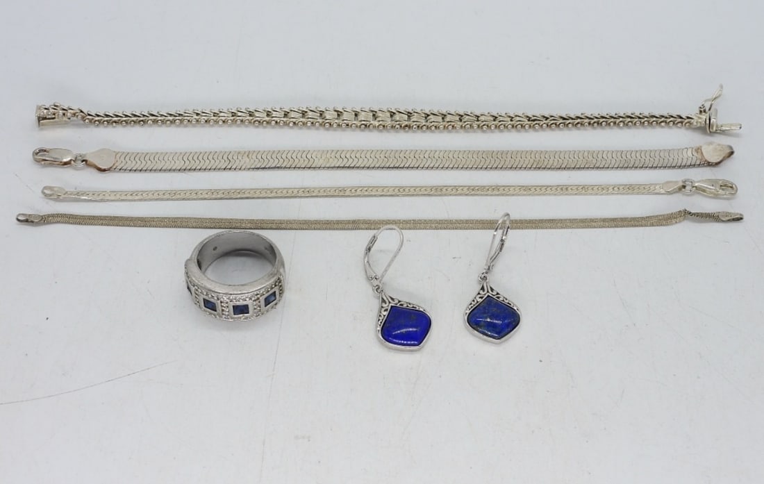 (4) STERLING BRACELETS & MORE: FOUR STERLING CHAIN BRACELETS, 7-8". ONE RING, SIZE 7. PIERCED EARRINGS. 23.4 DWT