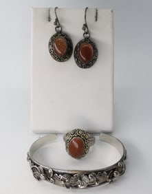 GOLDSTONE RING SET & STERLING BRACELET