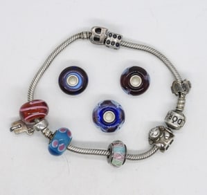 PANDORA 925 BRACELET, 11 CHARMS