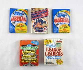 (2) 1989 WAX PACKS (3) BOXES OF CARDS