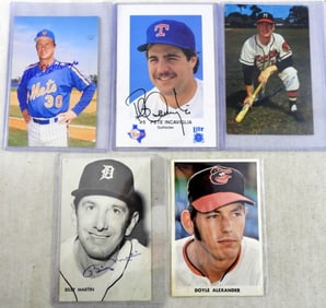 (5) BASEBALL AUTOGRAPHED POSTCARDS &