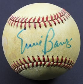 ERNIE BANKS SIGNED BASEBALL