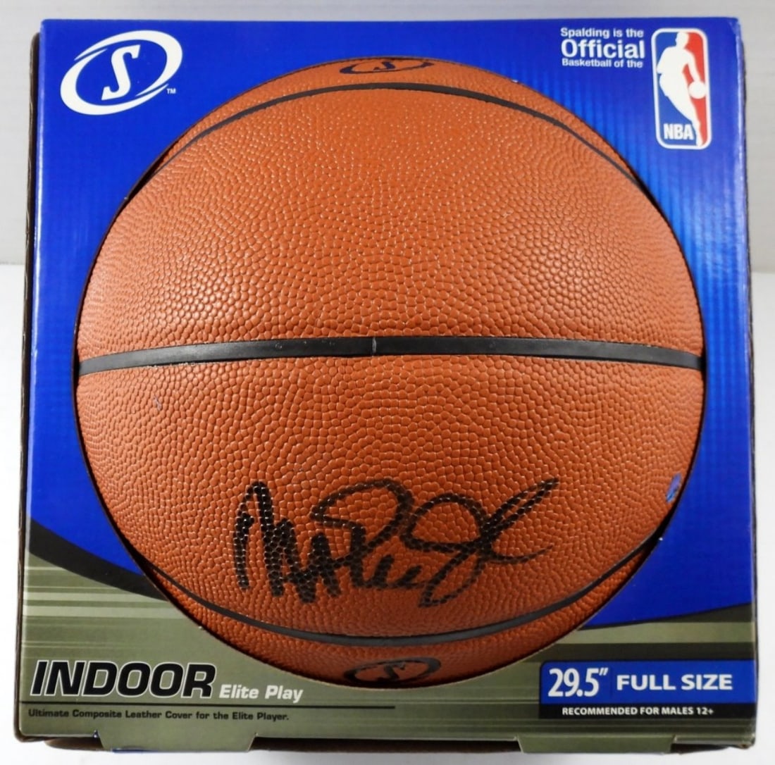 MAGIC JOHNSON AUTO BASKETBALL STEINER COA (1 of 4)