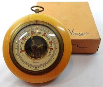 VEGA BAROMETER No 773 in BOX - VINTAGE
