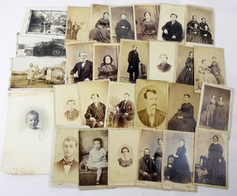 (28) SEPIA / B&W VINTAGE PHOTOS
