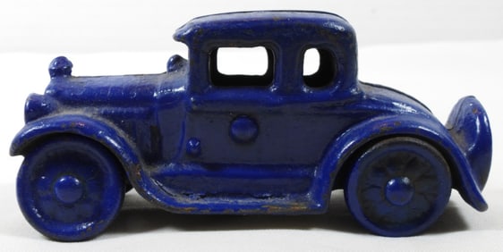 VINTAGE CAST IRON AUTOMOBILE