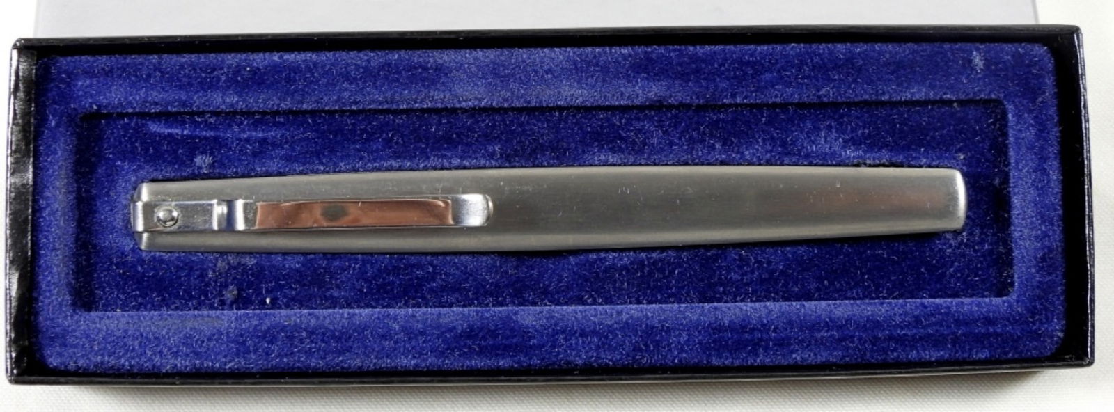 VINTAGE VIP POCKET KNIFE: SWISS TYPE JAPAN STAINLESS